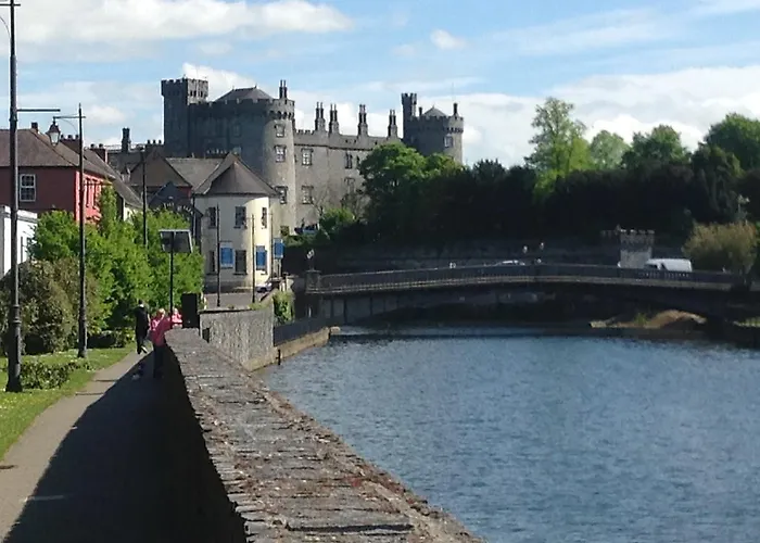 Szálloda Bridge View *